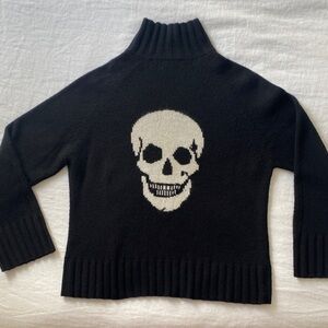 Skull Cashmere Black Ribbed Turtleneck Sweater